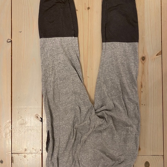 Joggers - Picture 2 of 2